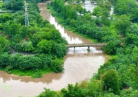 重庆暴雨引发25条中小河流涨水，多区县出现1~4米水位上涨